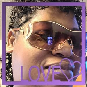 Meet your Posher, Joann